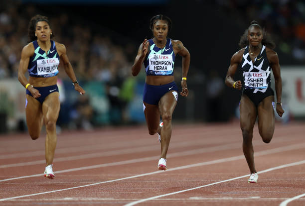 Elaine Thompson-Herah đã phá vỡ kỷ lục cũ 10.76 của Evelyn Ashford (Mỹ) tại lập năm 1984