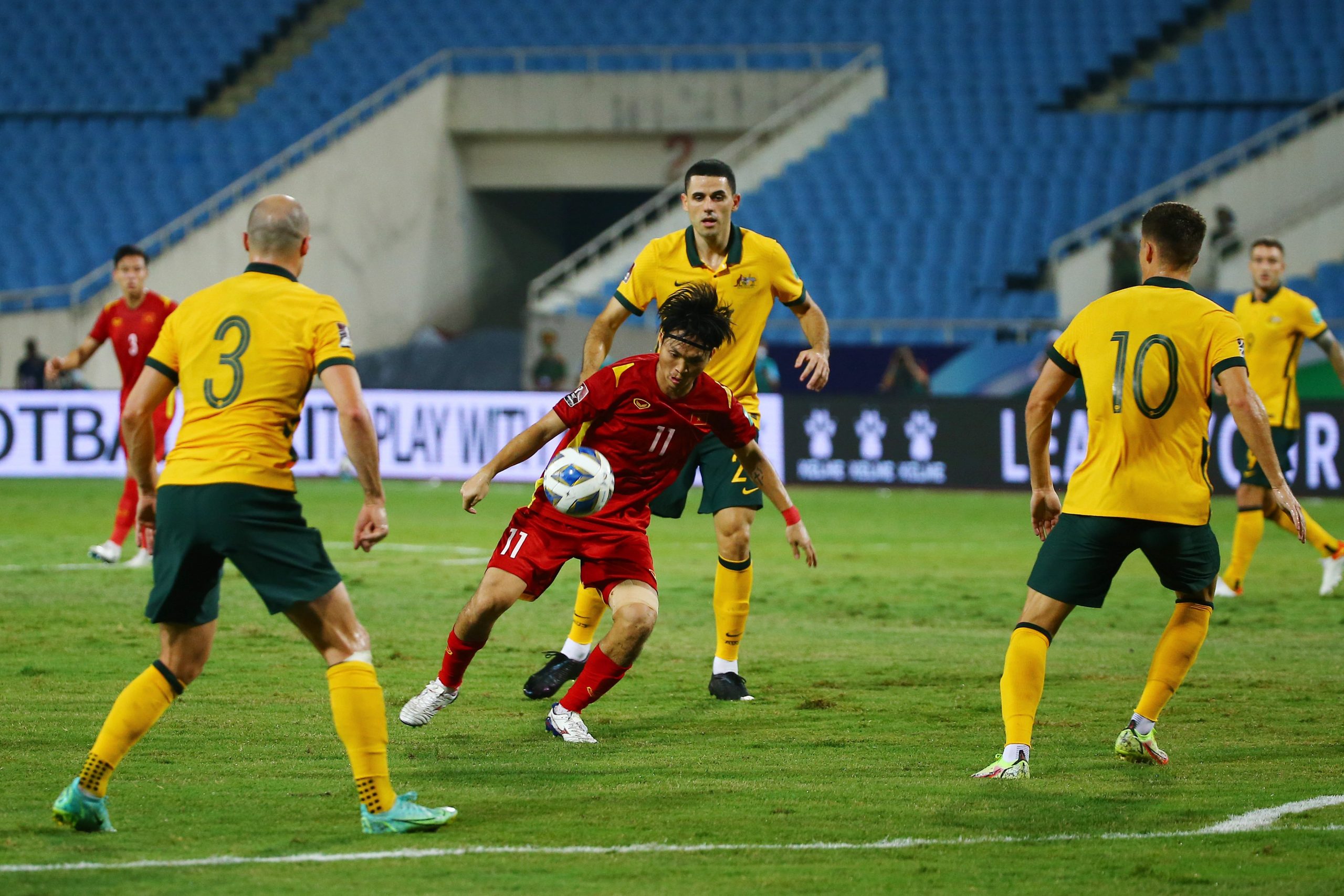 ĐT Việt Nam thua Australia với tỉ số 0-1 trên sân nhà