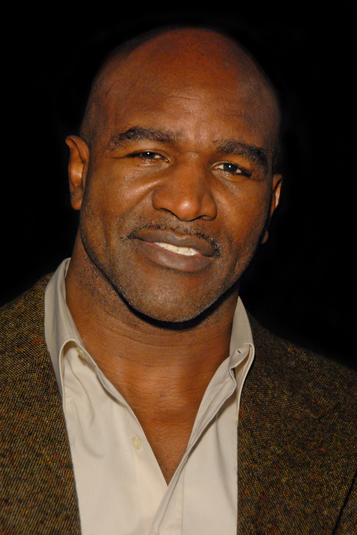 Võ sĩ 58 tuổi Evander Holyfield