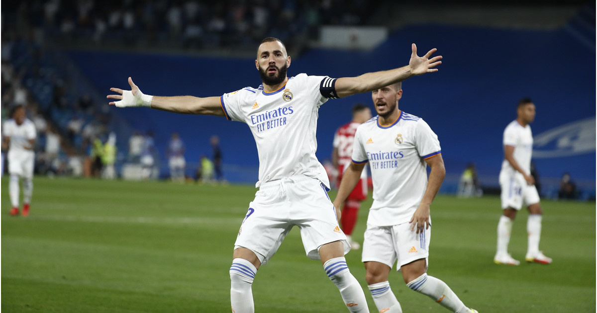 Tiền đạo Karim Benzema lập hat-trick trong chiến thắng 5-2 của Real Madrid trước Celta Vigo