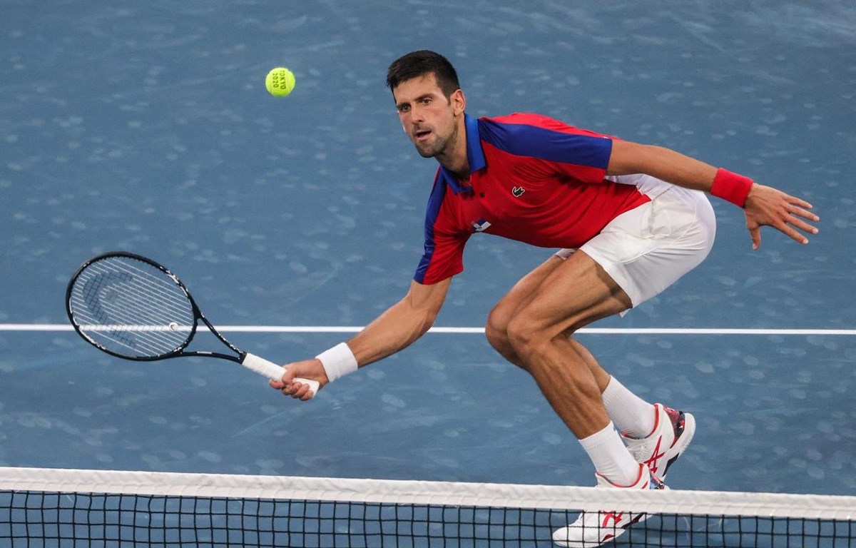 Djokovic đối mặt với tay vợt trẻ người Nga