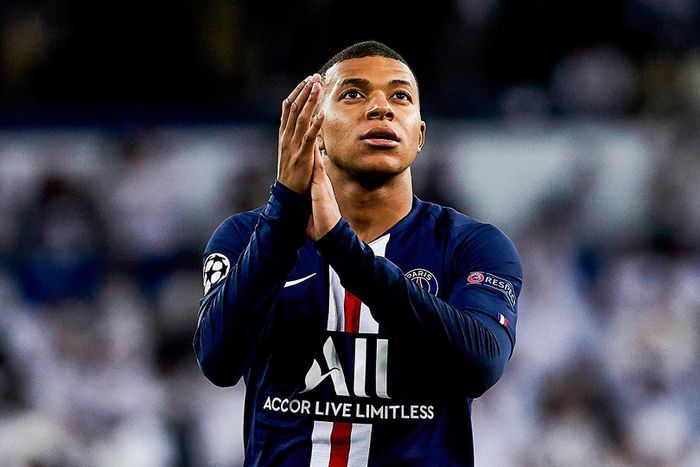 Tương lai của Mbappe và màn trình diễn tại sân Reims